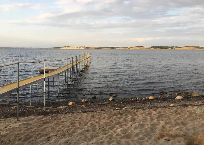 8 Person In Hojslev-by Traum * Højslev